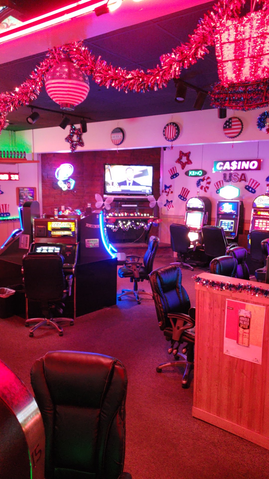 Ike & Susan's Lounge, Casino, Liquor Store