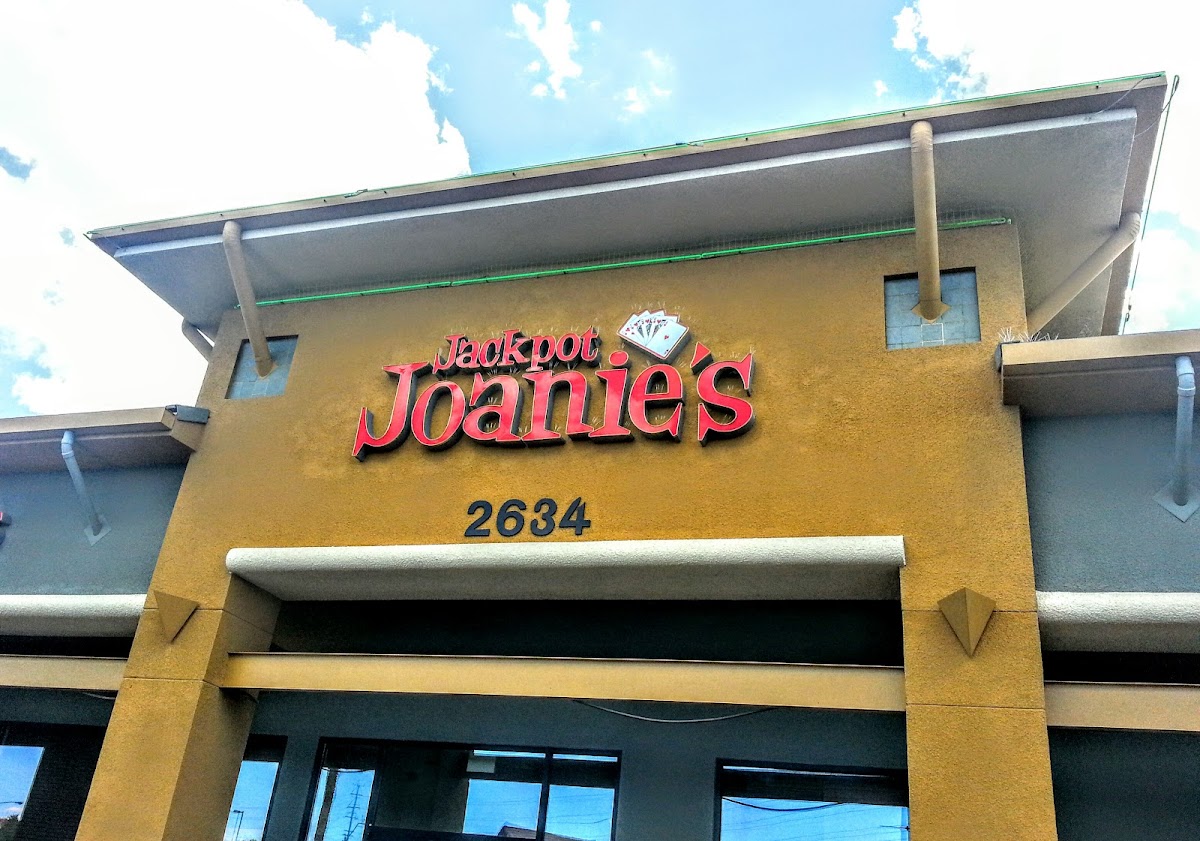 Jackpot Joanie's